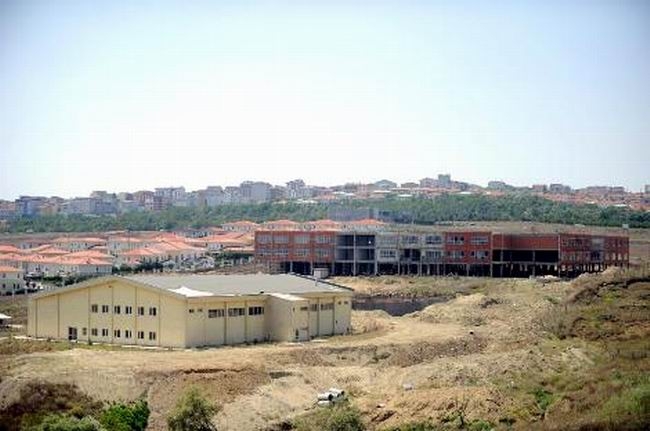 Galatasaray İlköğretim Okulu Bahçeşehir kampüsü